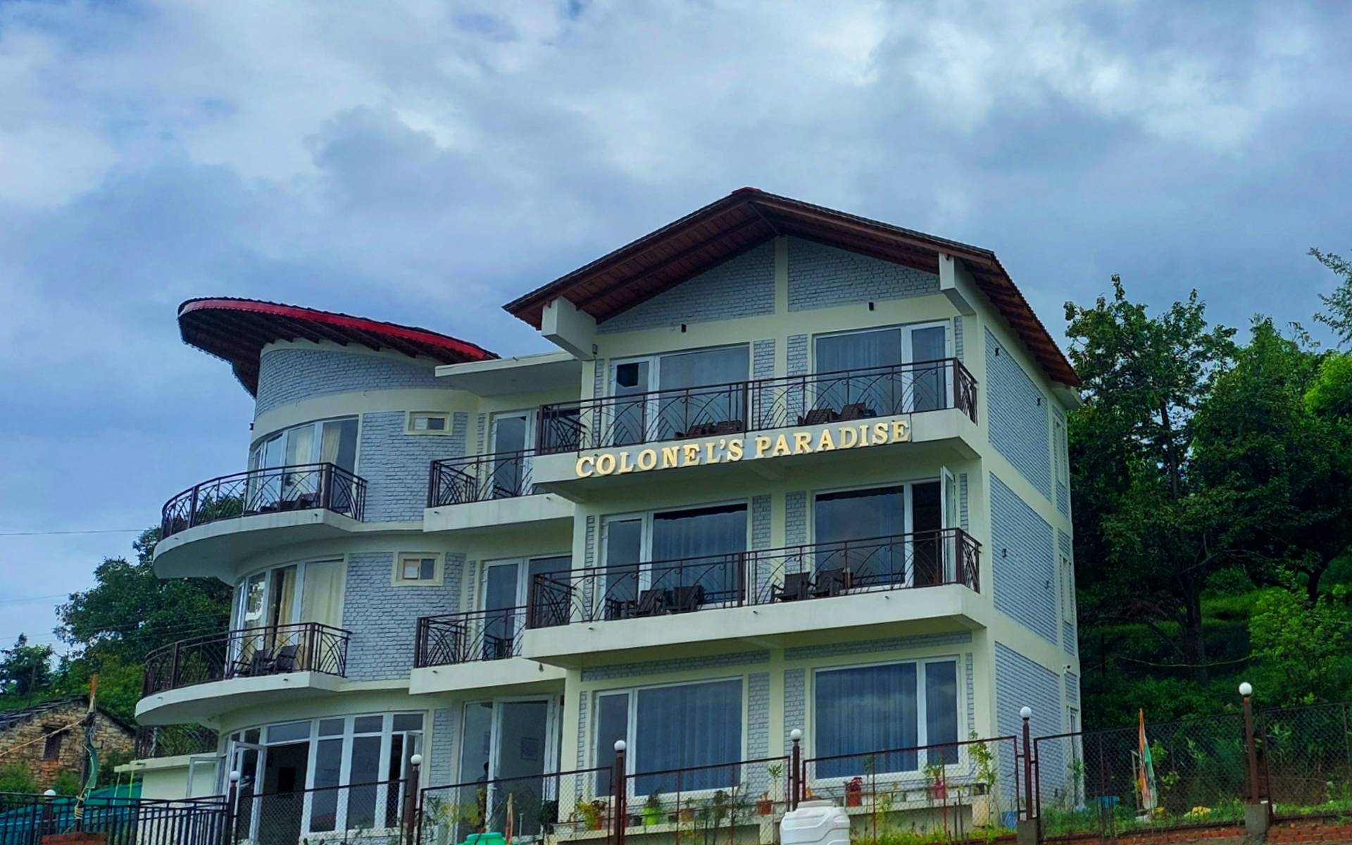 Affordable Hotels in Majkhali Ranikhet: Comfort, Nature, and Value in One Package